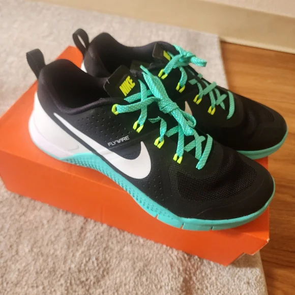 Nike Metcon 1 Women's Shoes - Picture 3 of 6